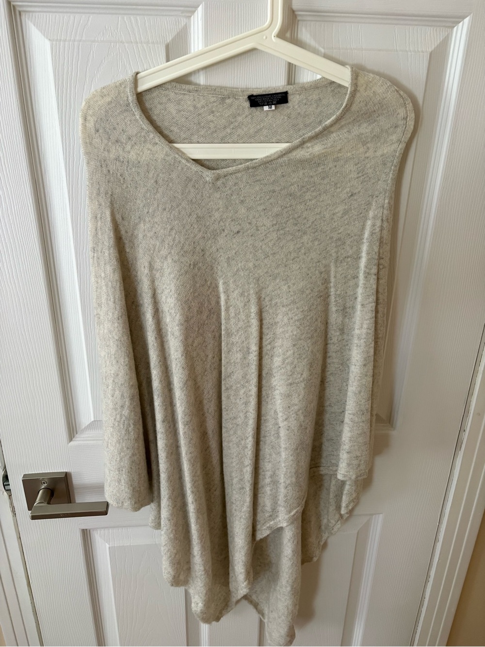 Light Beige Cashmere Poncho - Picture 1 of 2